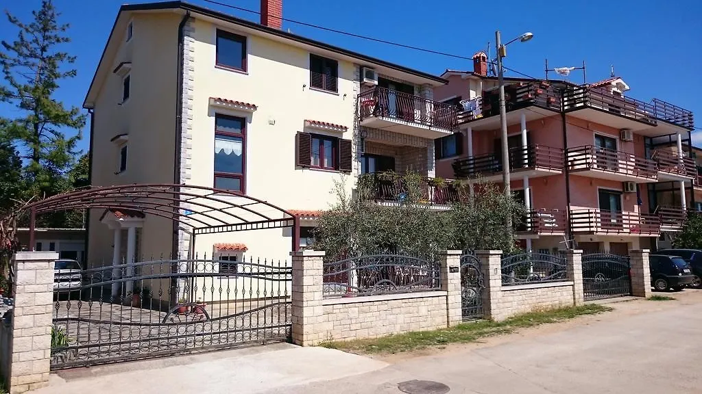 Apartments Ruza Umago